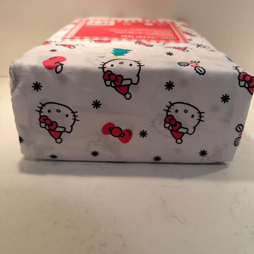 Hello Kitty Sanrio White 100% Cotton 4 Piece Full Sheet Set NEW Holiday Kids Bed